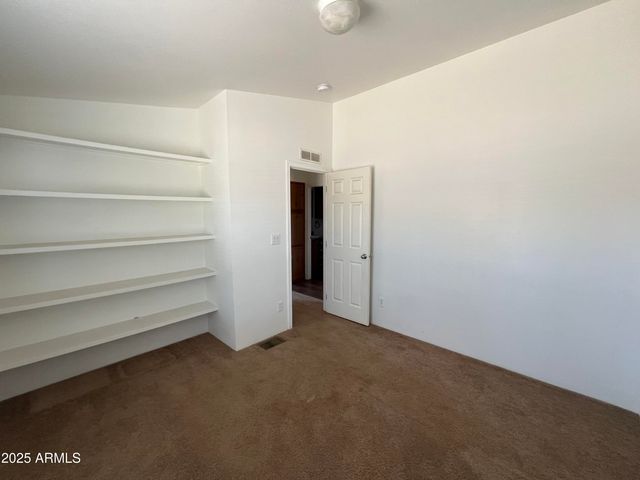 2122 MEADOW Lane, Overgaard, AZ 85933