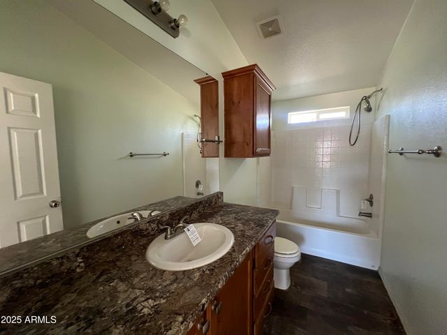 2122 MEADOW Lane, Overgaard, AZ 85933