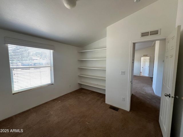 2122 MEADOW Lane, Overgaard, AZ 85933