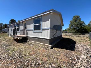 2122 MEADOW Lane, Overgaard, AZ 85933