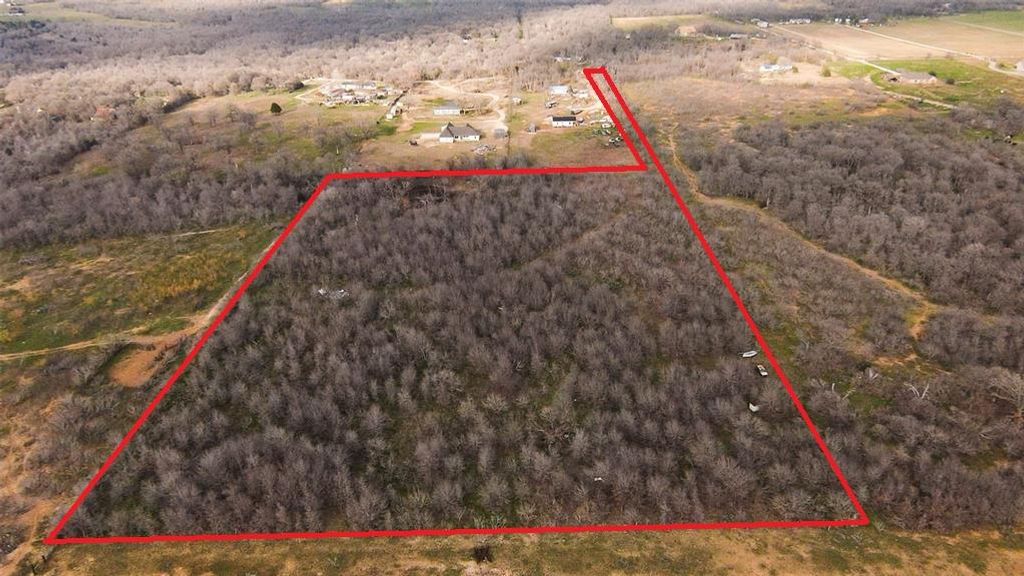 325 Youngs Prairie RD, Elgin, TX 78621
