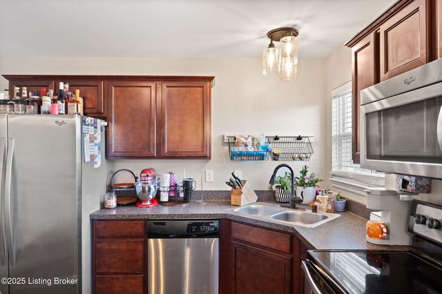 7693 Celebration Way, Crestwood, KY 40014