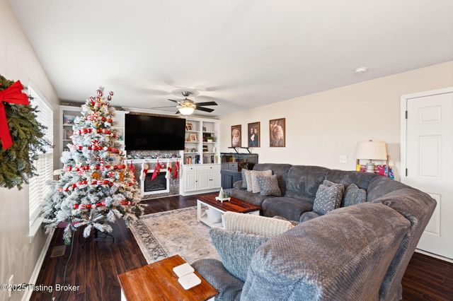 7693 Celebration Way, Crestwood, KY 40014