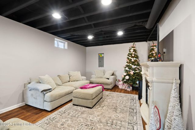 7693 Celebration Way, Crestwood, KY 40014