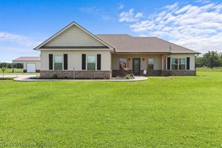 32160 Midway Road, Poteau, OK 74953