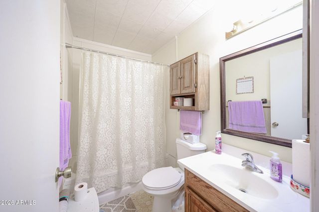 8211 E Garfield Street J12, Scottsdale, AZ 85257