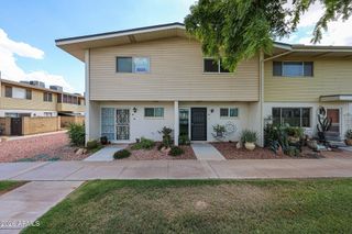 8211 E Garfield Street J12, Scottsdale, AZ 85257
