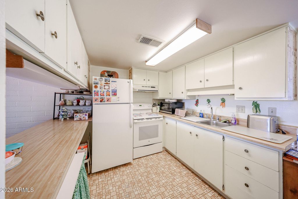 8211 E Garfield Street J12, Scottsdale, AZ 85257 — photo 5