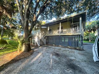 2917 Ion Avenue, Sullivans Island, SC 29482
