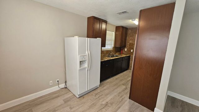1501 W 17th Street, Riviera Beach, FL 33404