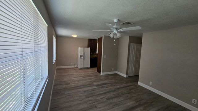 1501 W 17th Street, Riviera Beach, FL 33404