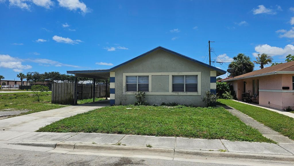 1501 W 17th Street, Riviera Beach, FL 33404