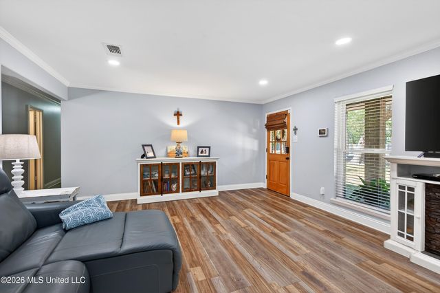 2105 Ward Lane, Biloxi, MS 39531