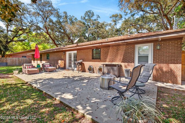 2105 Ward Lane, Biloxi, MS 39531