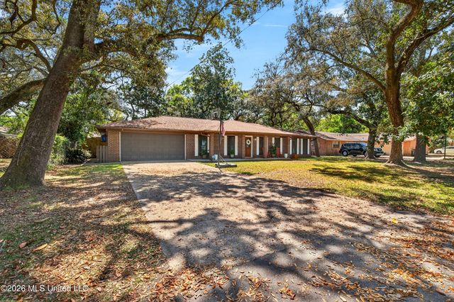 2105 Ward Lane, Biloxi, MS 39531