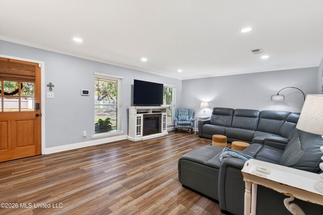 2105 Ward Lane, Biloxi, MS 39531