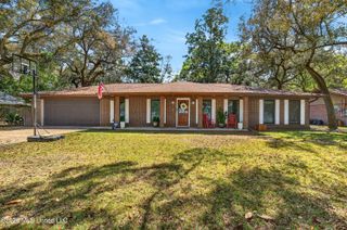 2105 Ward Lane, Biloxi, MS 39531