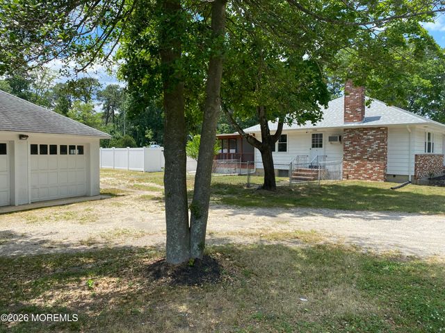 471 Drum Point Road, Brick, NJ 08723