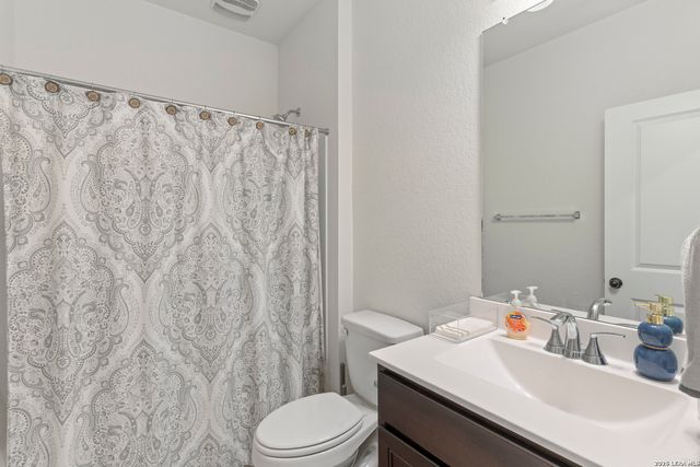 5714 Agave Spine, San Antonio, TX 78261