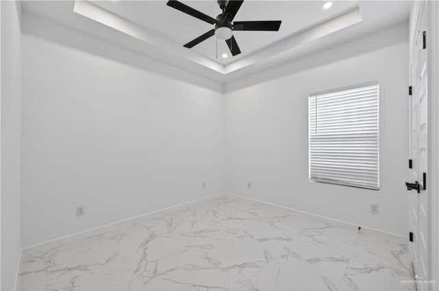 12504 N 39th Street, Edinburg, TX 78541