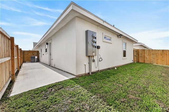 12504 N 39th Street, Edinburg, TX 78541
