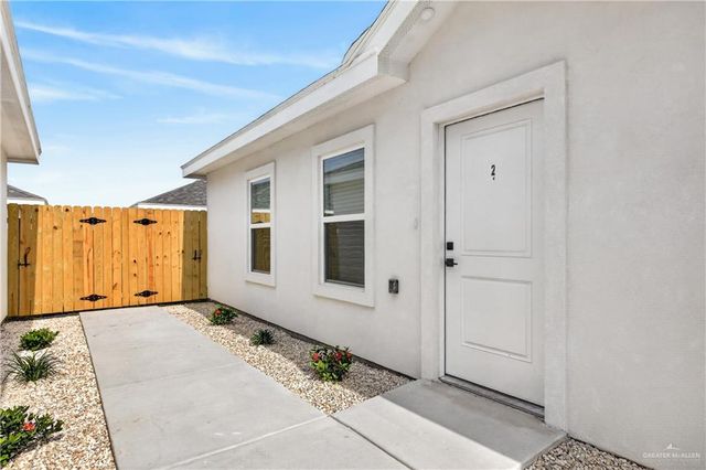 12504 N 39th Street, Edinburg, TX 78541