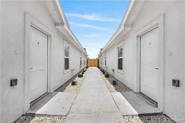 12504 N 39th Street, Edinburg, TX 78541
