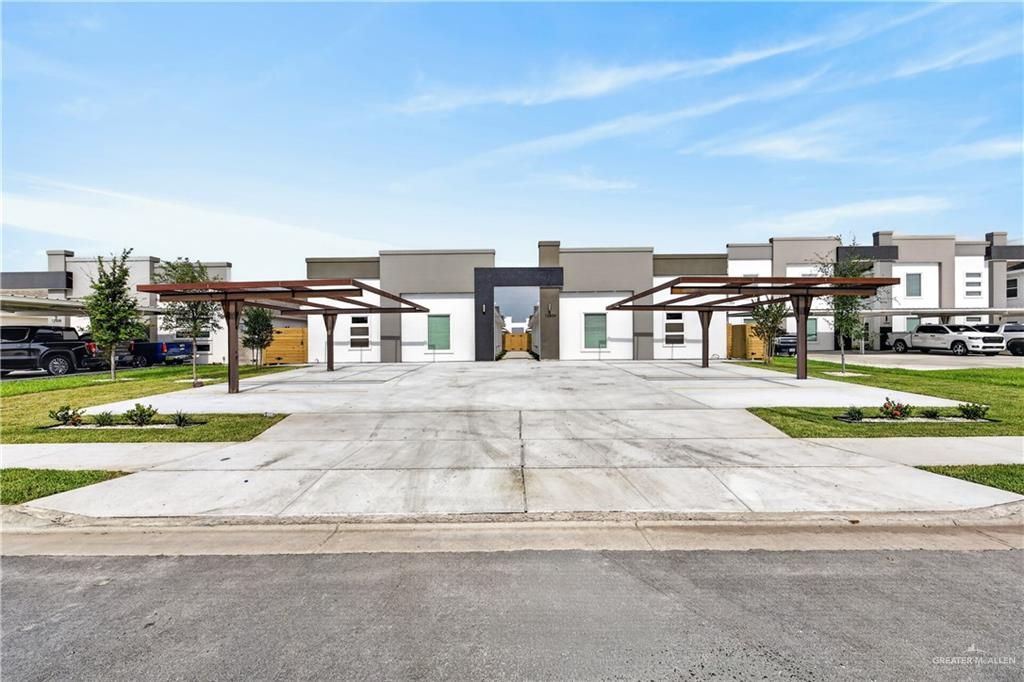 12504 N 39th Street, Edinburg, TX 78541