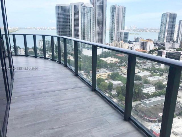 121 NE 34th St 2704, Miami, FL 33137
