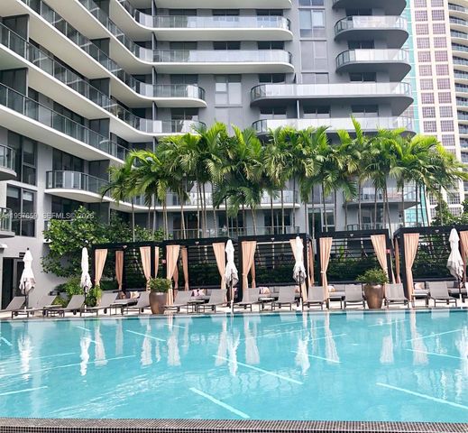 121 NE 34th St 2704, Miami, FL 33137