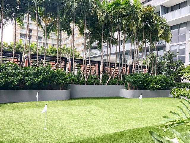 121 NE 34th St 2704, Miami, FL 33137