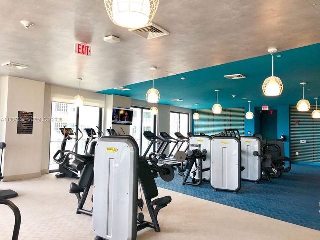 121 NE 34th St 2704, Miami, FL 33137