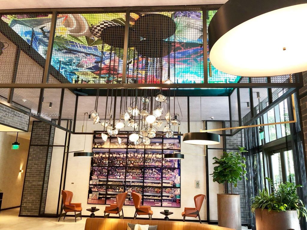 121 NE 34th St 2704, Miami, FL 33137