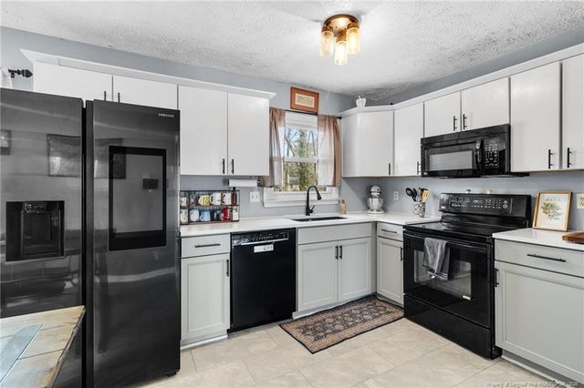 937 Kennesaw Drive, Fayetteville, NC 28314