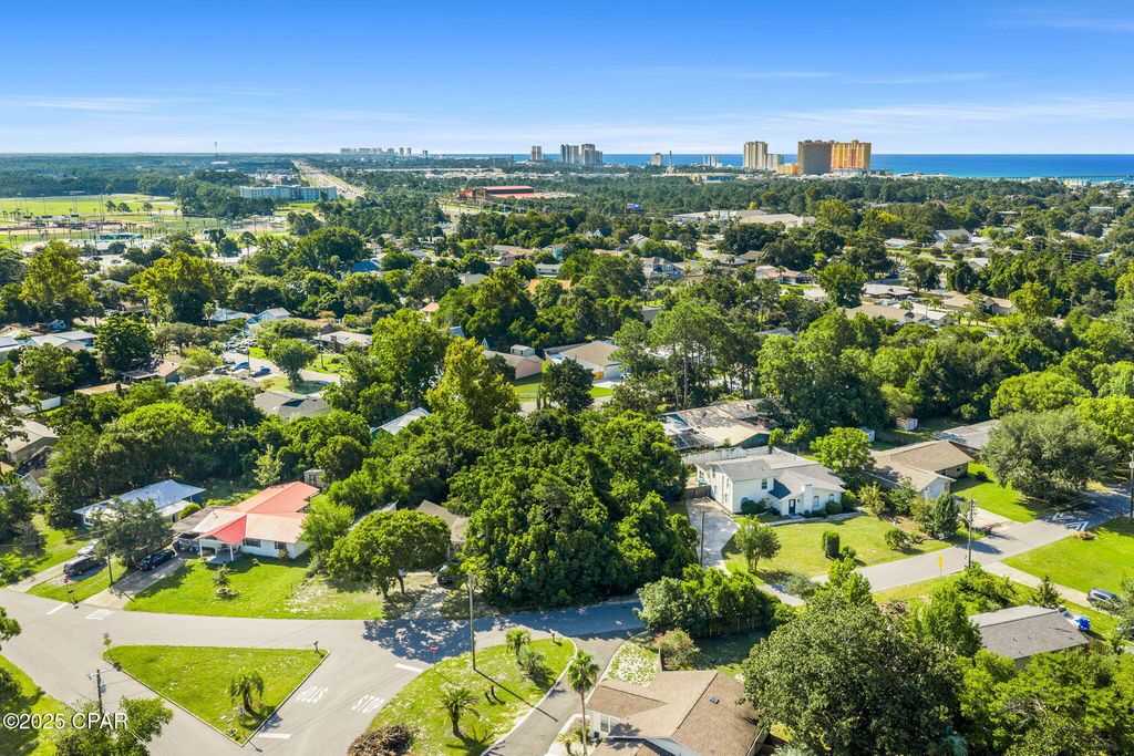 Image 17 of property listing at 142 Half Acre Lane, Panama City Beach, FL 32413