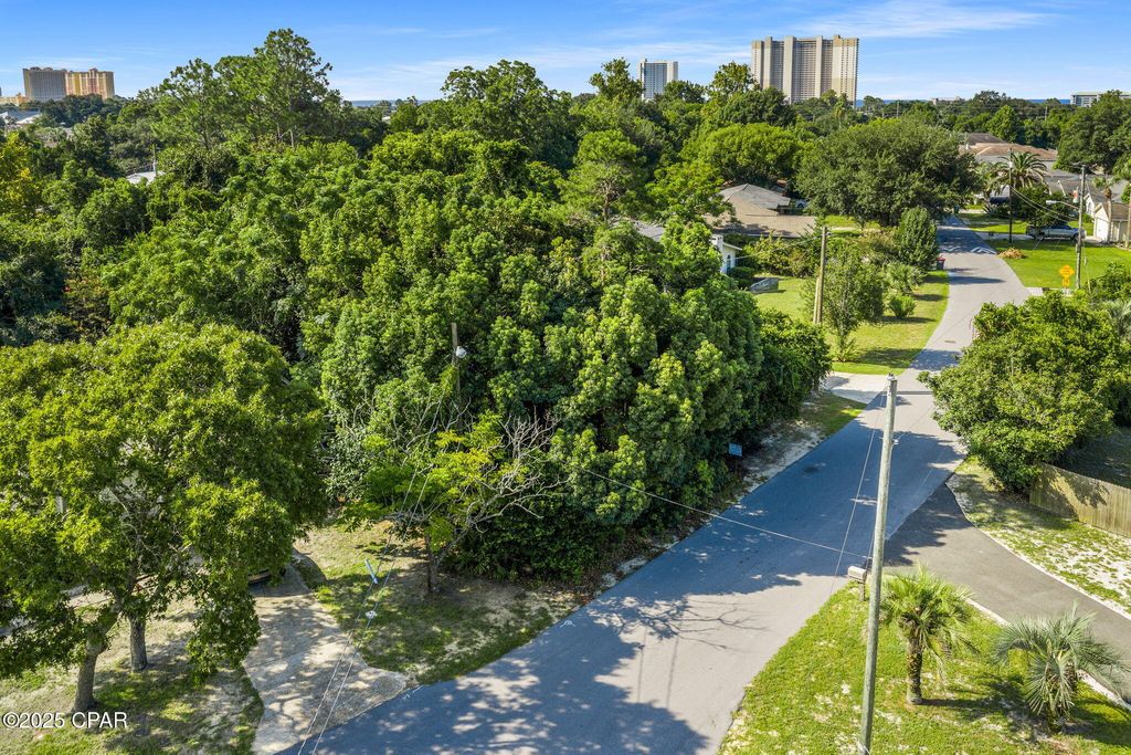 Image 21 of property listing at 142 Half Acre Lane, Panama City Beach, FL 32413