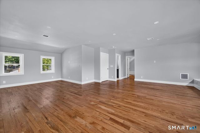 180 Yale Avenue, Milford, CT 06460