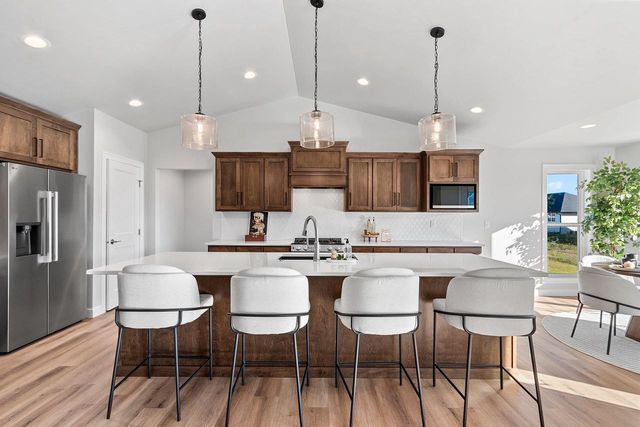 1424 DIVINITY DRIVE, De Pere, WI 54115