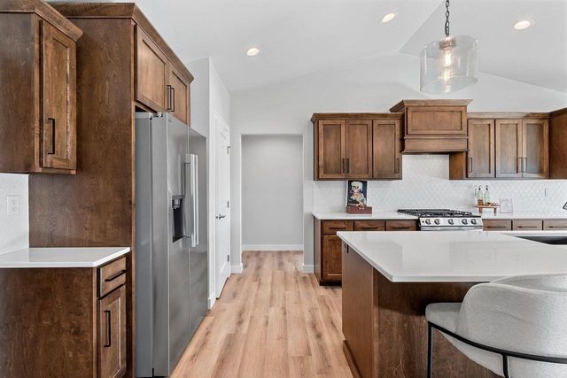 1424 DIVINITY DRIVE, De Pere, WI 54115