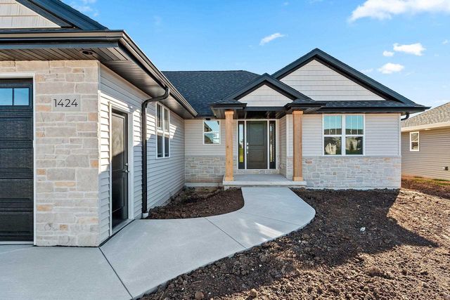 1424 DIVINITY DRIVE, De Pere, WI 54115