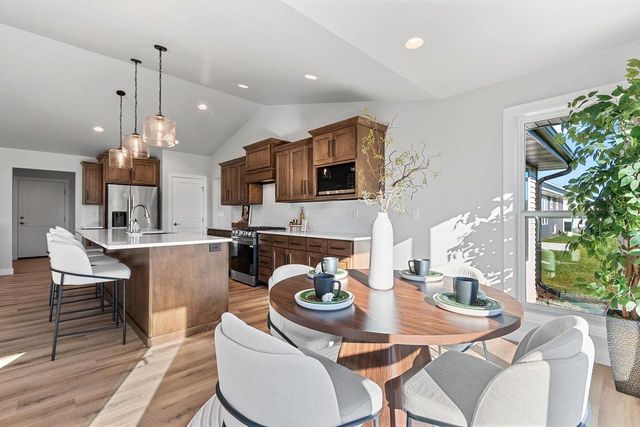 1424 DIVINITY DRIVE, De Pere, WI 54115