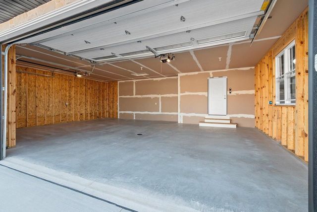 1424 DIVINITY DRIVE, De Pere, WI 54115