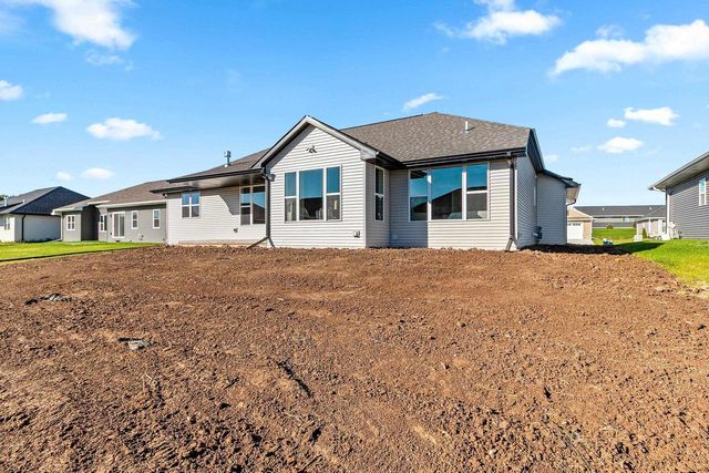 1424 DIVINITY DRIVE, De Pere, WI 54115