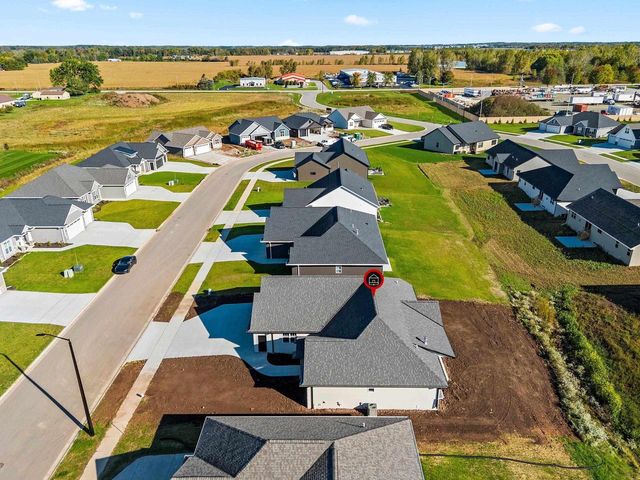 1424 DIVINITY DRIVE, De Pere, WI 54115
