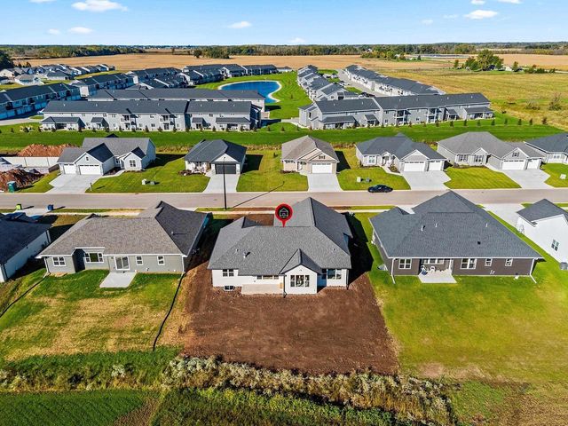 1424 DIVINITY DRIVE, De Pere, WI 54115