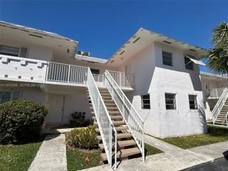 7426 SW 82 ST D222, Miami, FL 33143