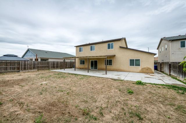 1391 Shoreside Drive, Madera, CA 93637