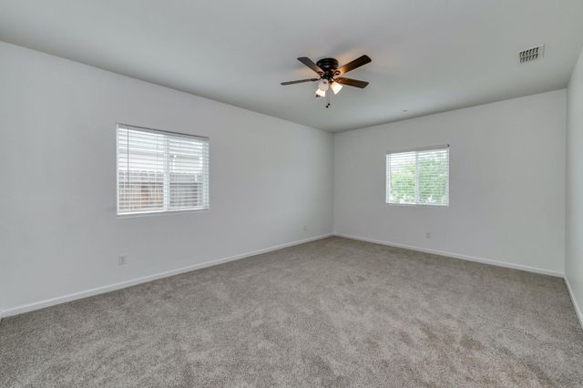 1391 Shoreside Drive, Madera, CA 93637