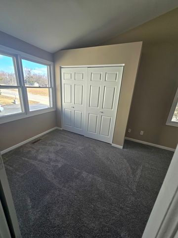 4311 E Wonder Lake Road, Wonder Lake, IL 60097