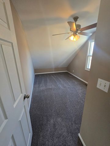 4311 E Wonder Lake Road, Wonder Lake, IL 60097